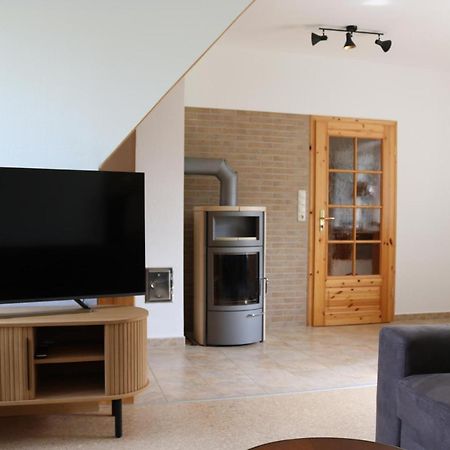 Vila Kleines Haus Am Feld Rehna Exteriér fotografie